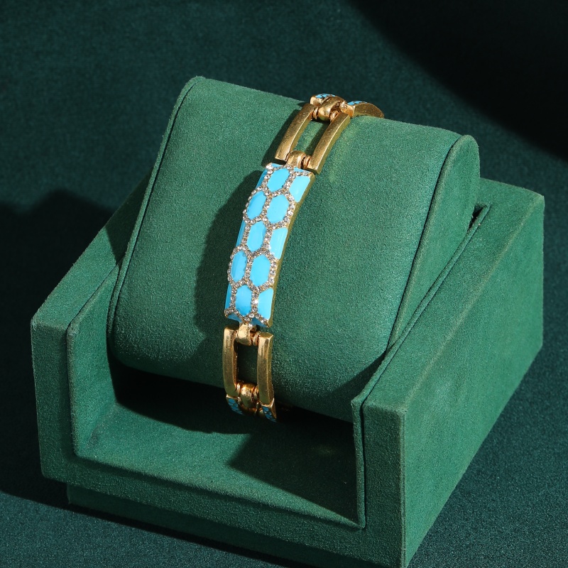 Women'S Accessories Trends 2026 - Vintage blauwe emaille honingraat armband sieraden